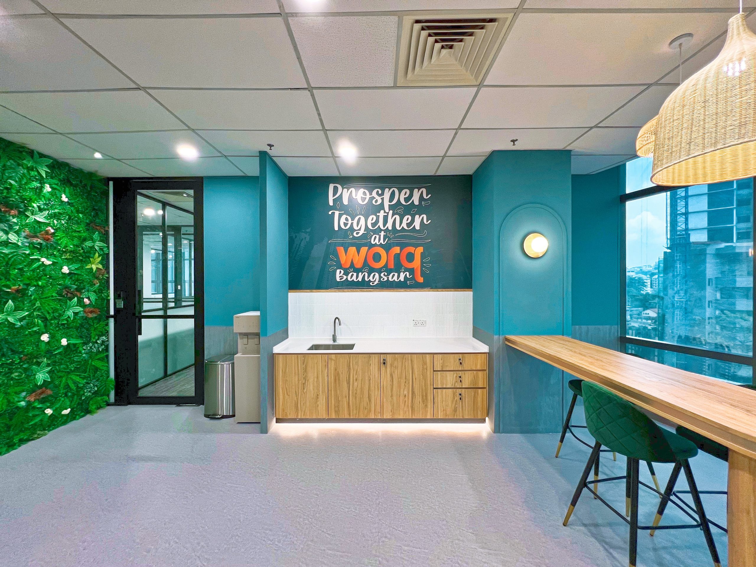 WORQ/Imagine that shared office space will be the mainstream model in the future?